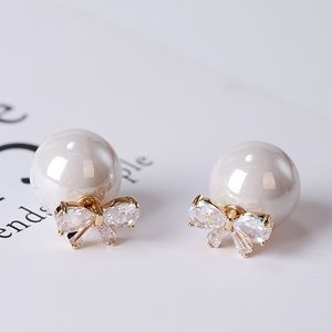 Just In ๐ JACKY Bow & Pearl Push Back Earrings